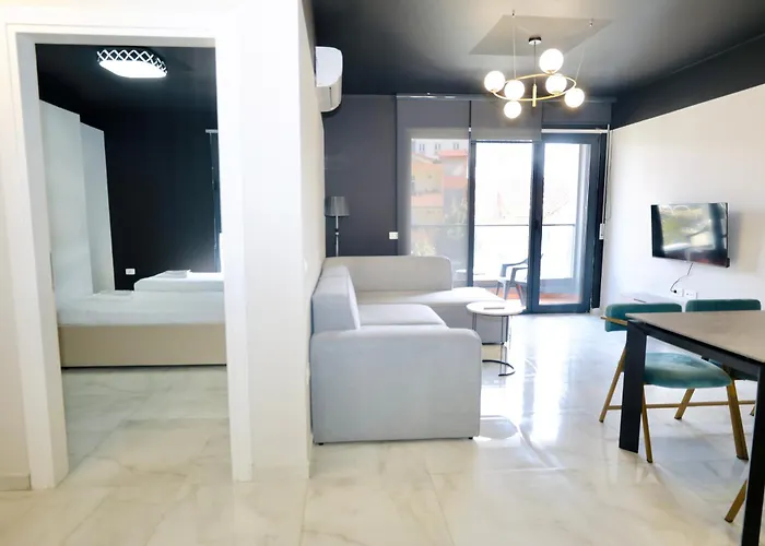 Miku Apartment-chic 2 Bedroom Escape Διαμέρισμα