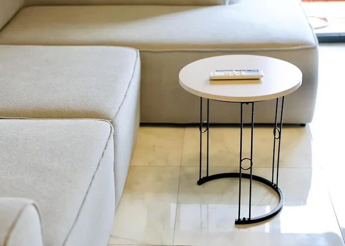 Διαμέρισμα Miku Apartment-chic 2 Bedroom Escape