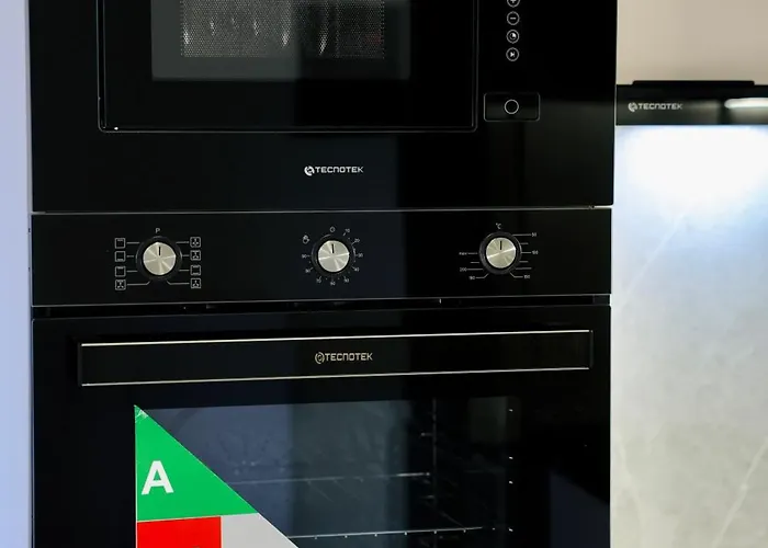 Miku Apartment-chic 2 Bedroom Escape Διαμέρισμα *