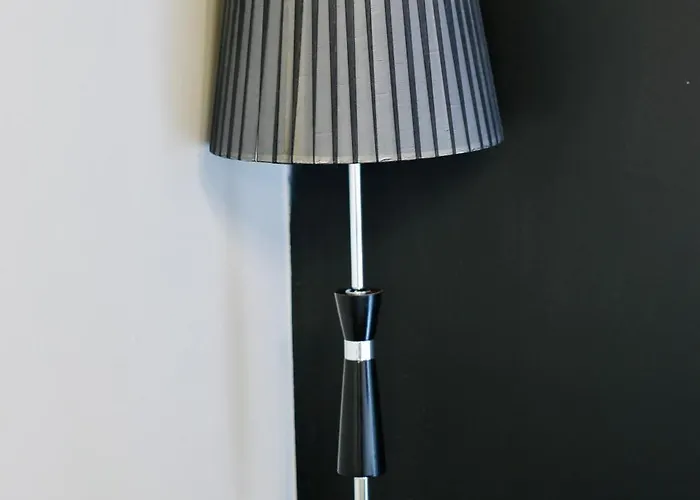 Miku Apartment-chic 2 Bedroom Escape Apartment