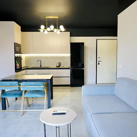 Apartment Miku Apartment-chic 2 Bedroom Escape