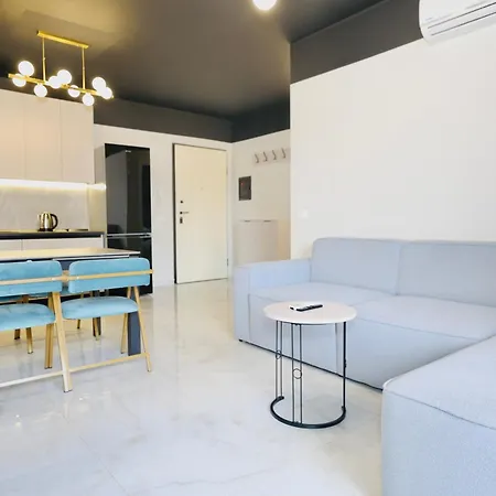 Miku Apartment-chic 2 Bedroom Escape