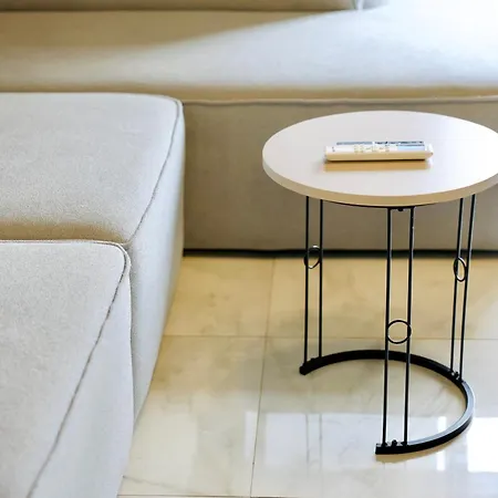 Apartment Miku Apartment-chic 2 Bedroom Escape