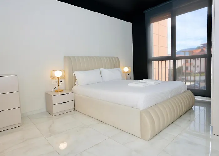 Miku Apartment-chic 2 Bedroom Escape アパート *