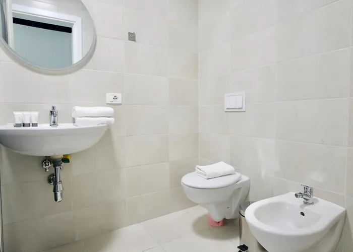 Miku Apartment-chic 2 Bedroom Escape